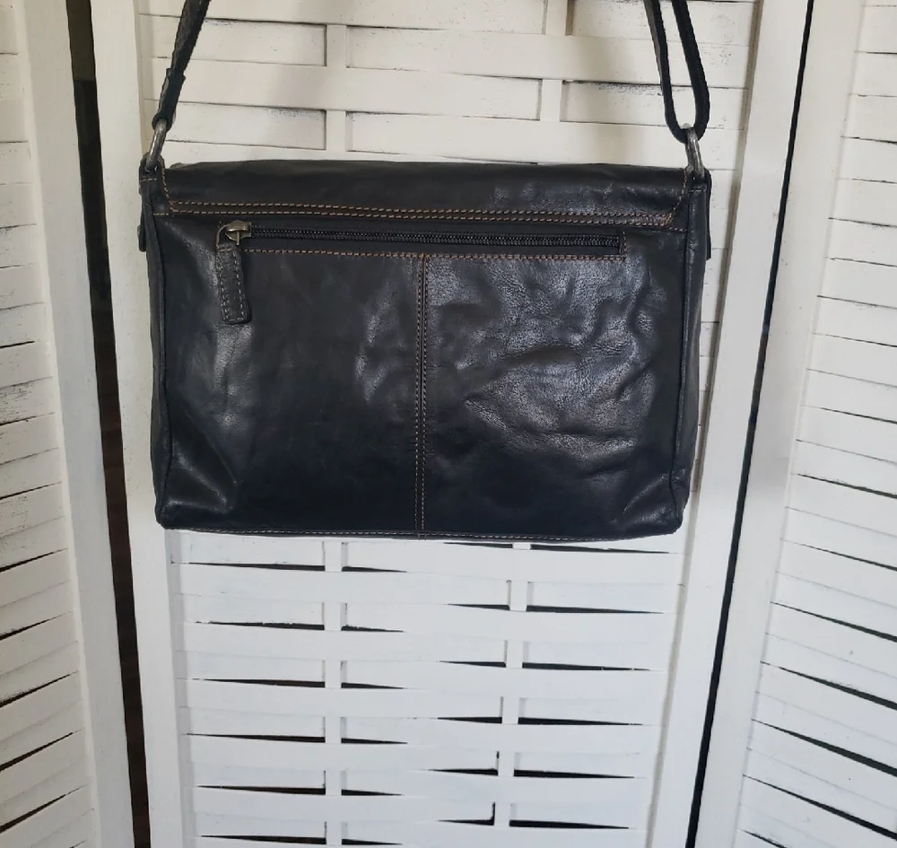 Jack George Black Leather Crossbody/Shoulder Bag